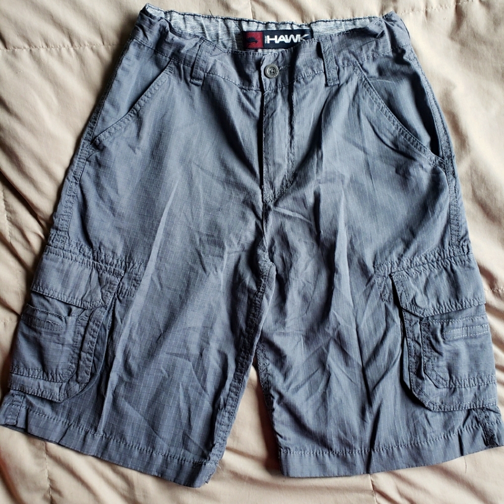 Tony Hawk cargo shorts, big boys size 16